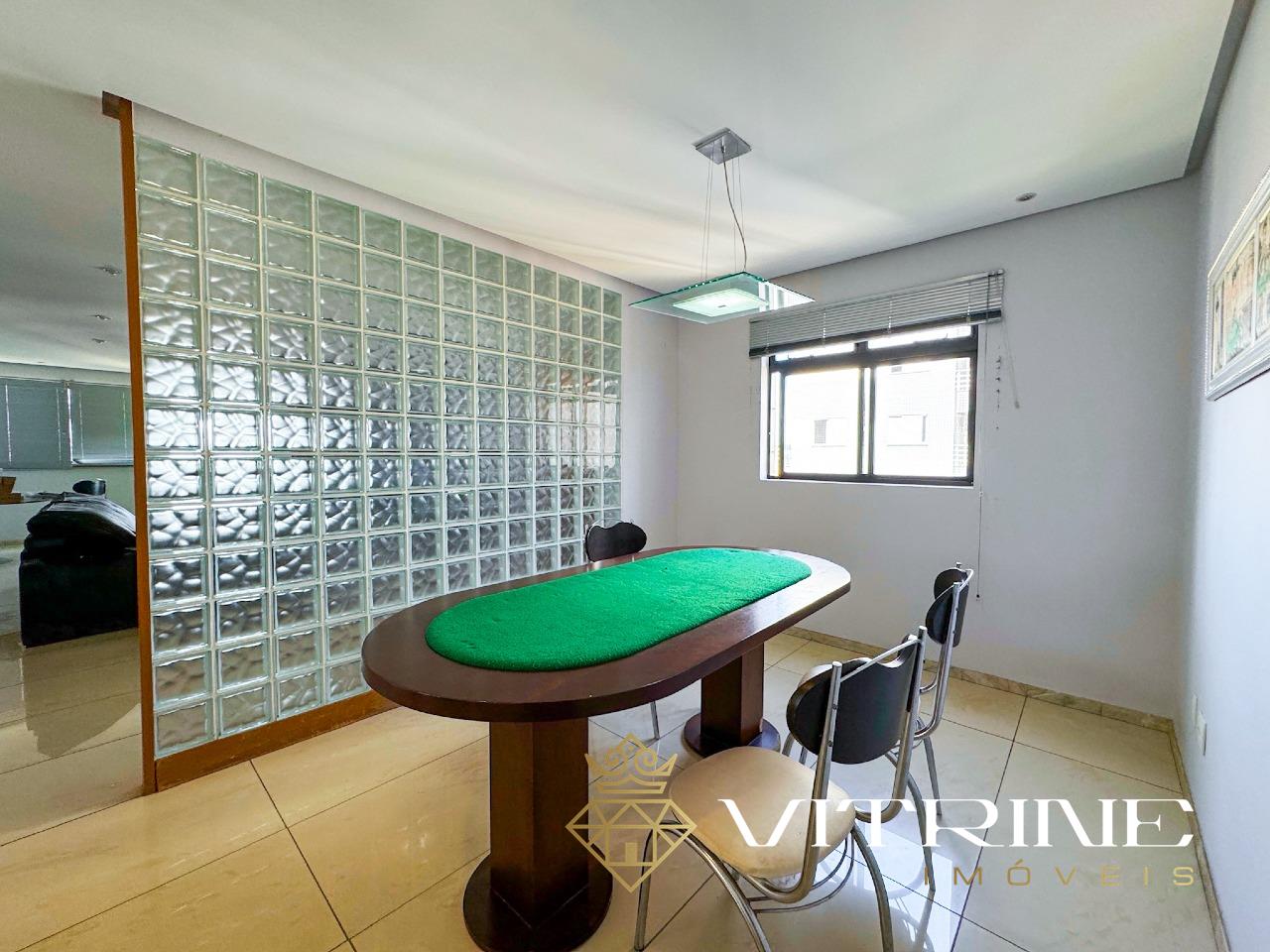 Apartamento à venda no Centro : 