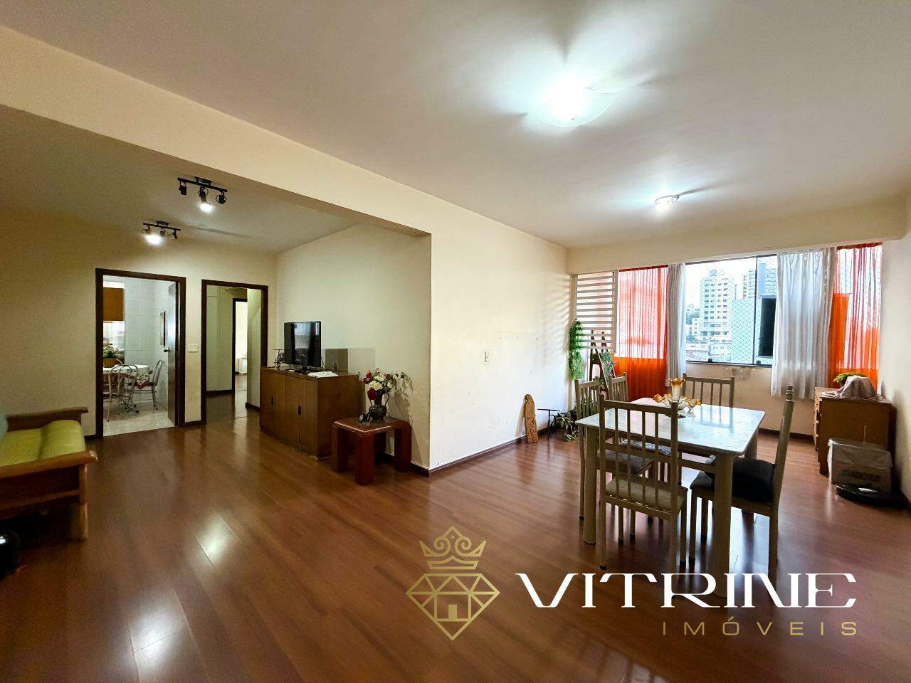 Apartamento à venda no Centro : 