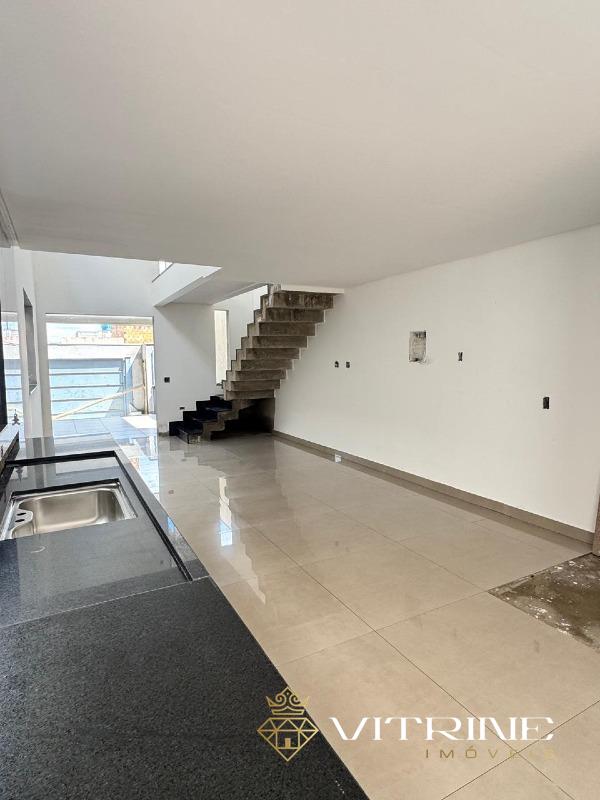 Casa à venda no Manoel Valinhas : 