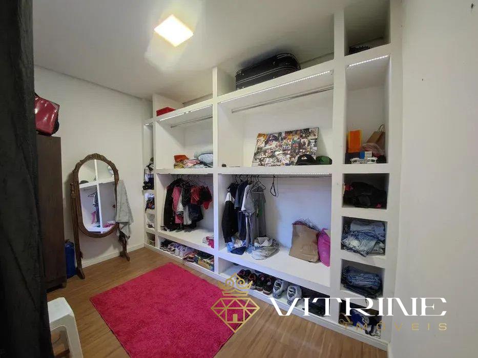 Casa à venda no Sagrada Família: 