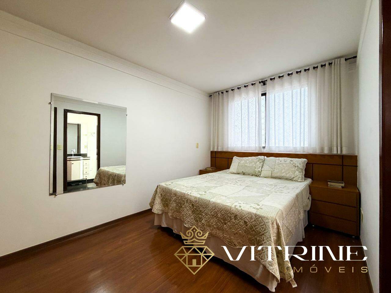 Apartamento à venda no Santa Rosa : 