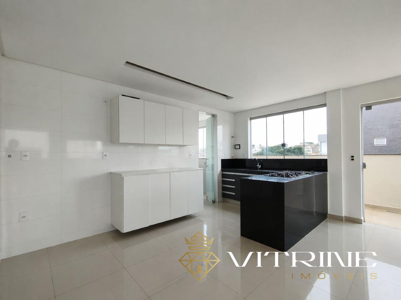 Cobertura à venda no Manoel Valinhas : 