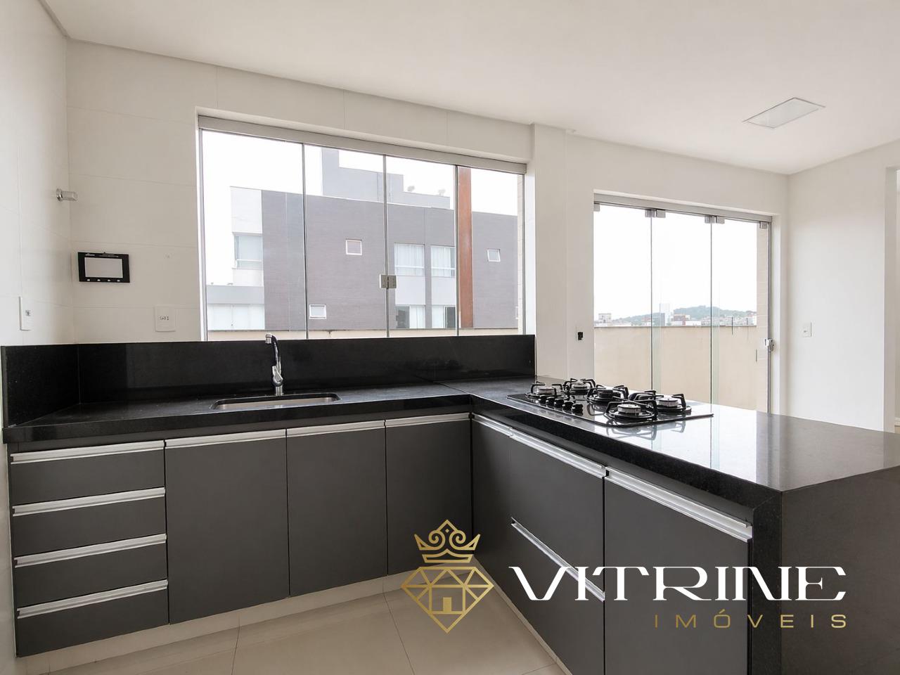 Cobertura à venda no Manoel Valinhas : 