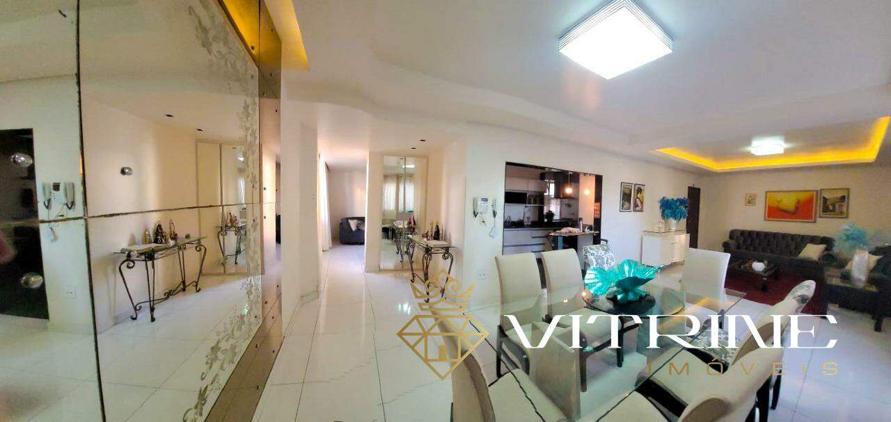 Casa à venda no Centro : 