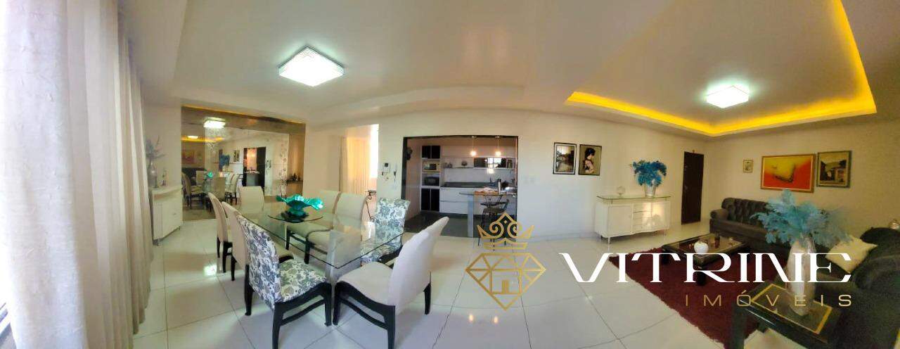 Casa à venda no Centro : 