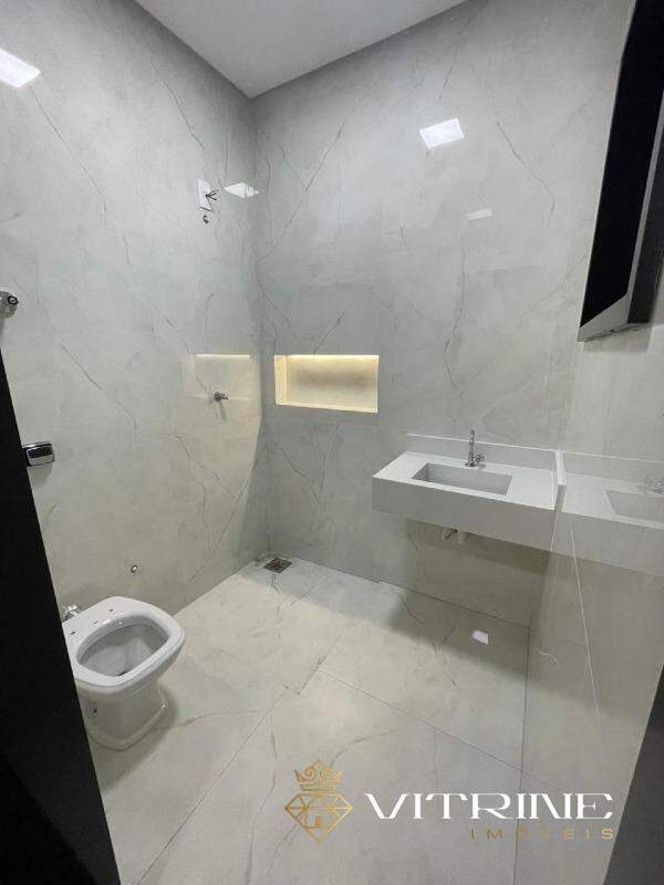 Casa à venda no Jardim Alterosa : 