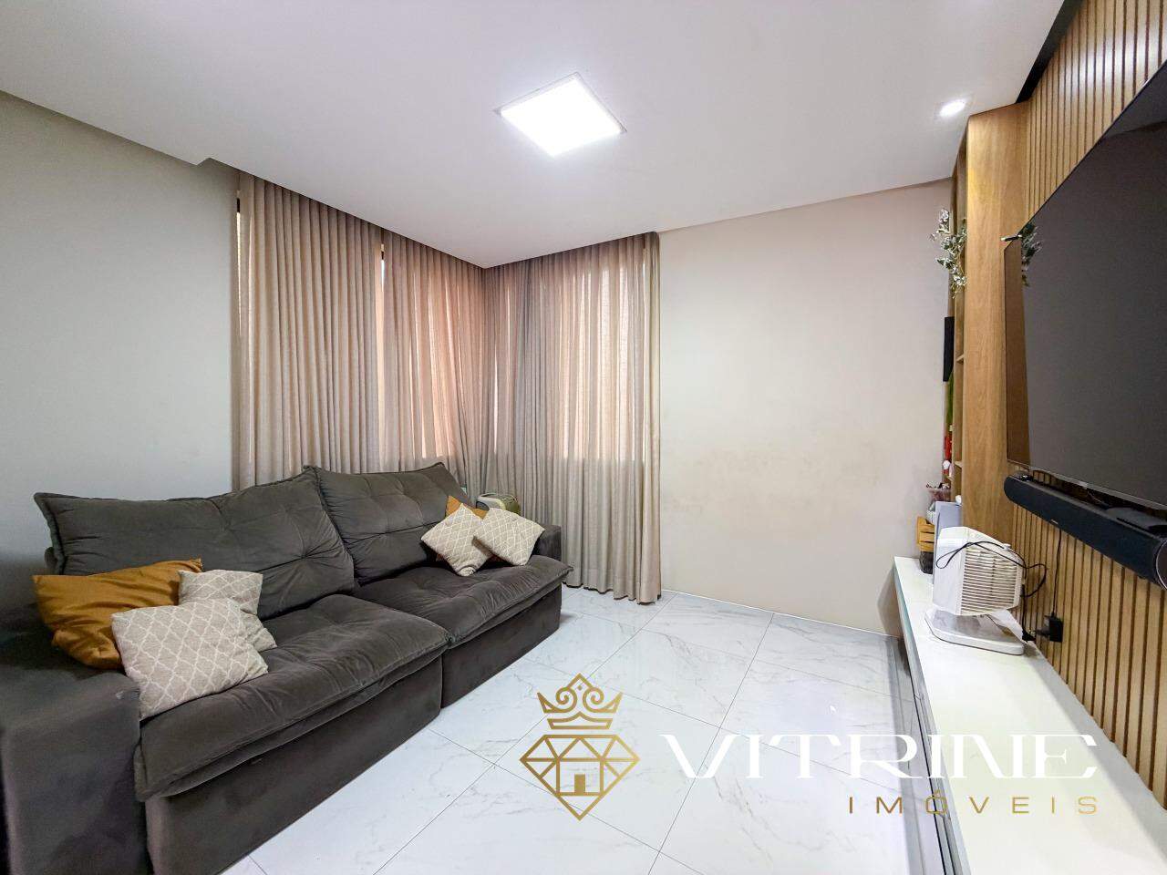 Casa à venda no Planalto: 