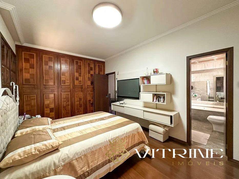 Casa à venda no Manoel Valinhas : 