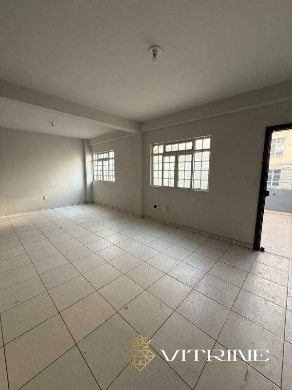 Casa à venda no Centro : 