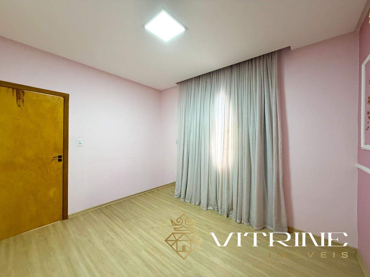 Casa à venda no Halim Souki: 
