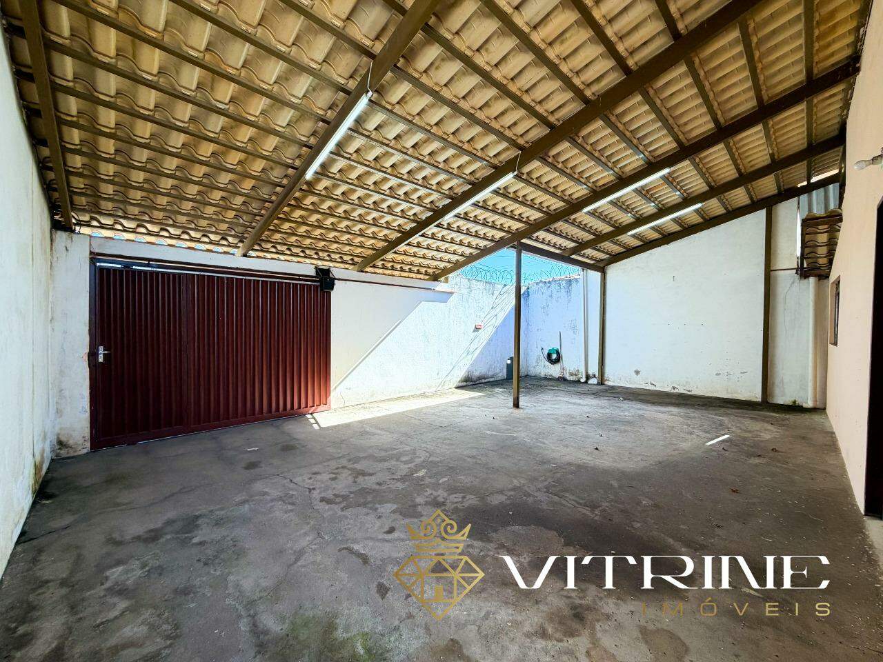 Casa à venda no Vila Das Roseiras: 