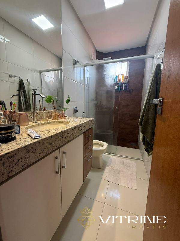Apartamento à venda no Antônio Fonseca : 