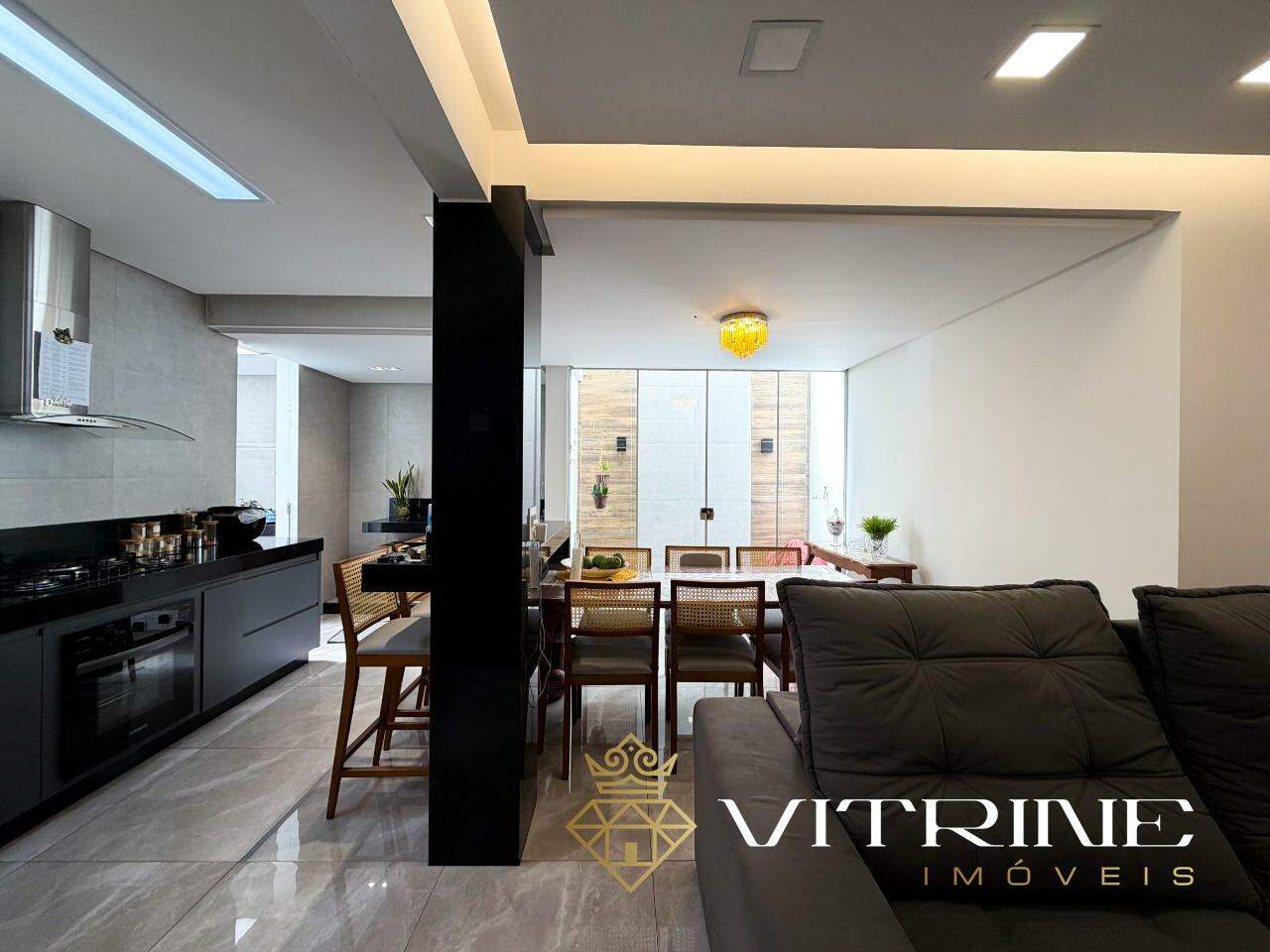 Apartamento à venda no Manoel Valinhas : 