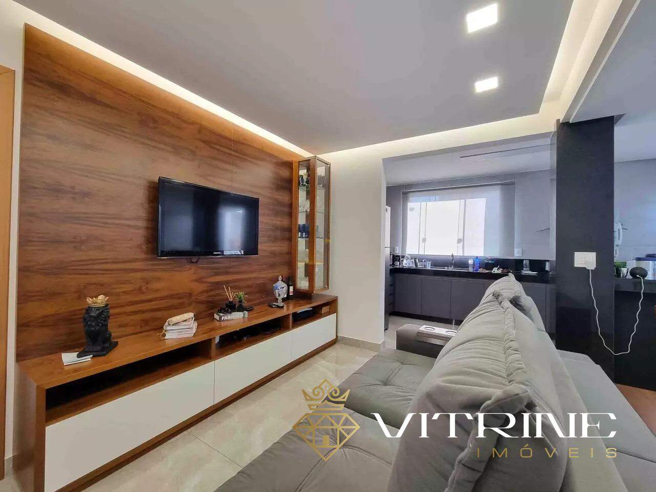 Apartamento à venda no Manoel Valinhas : 