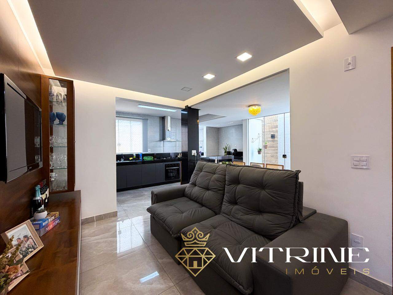 Apartamento à venda no Manoel Valinhas : 