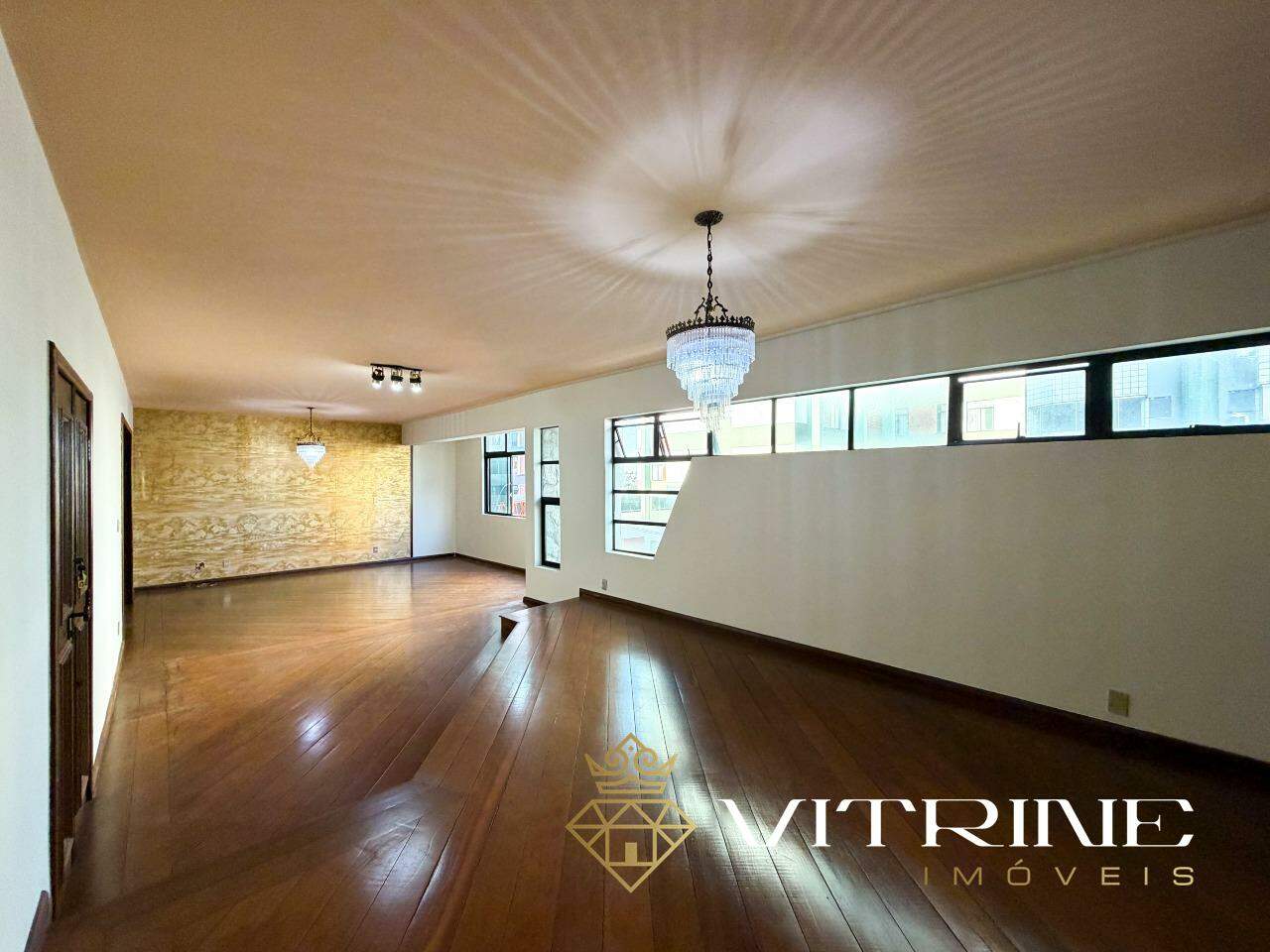 Apartamento à venda no Centro : 