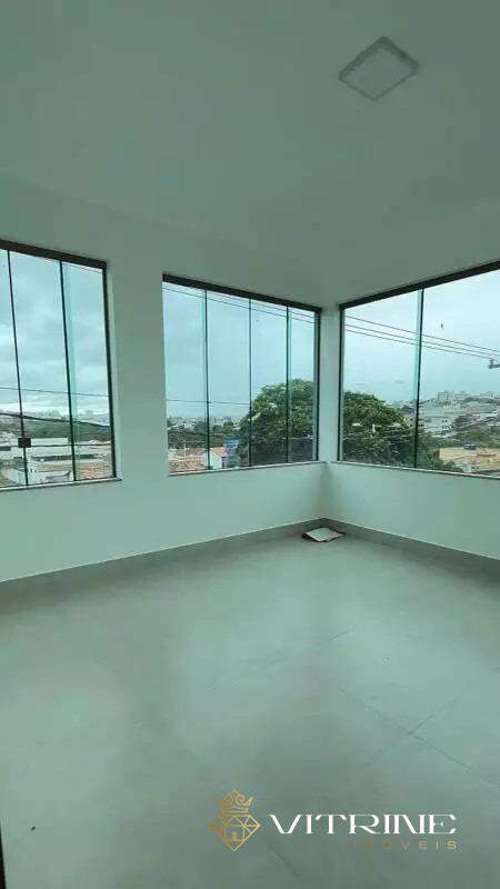 Apartamento à venda no Rancho Alegre : 