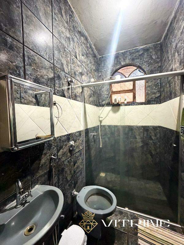Casa à venda no Floresta: 