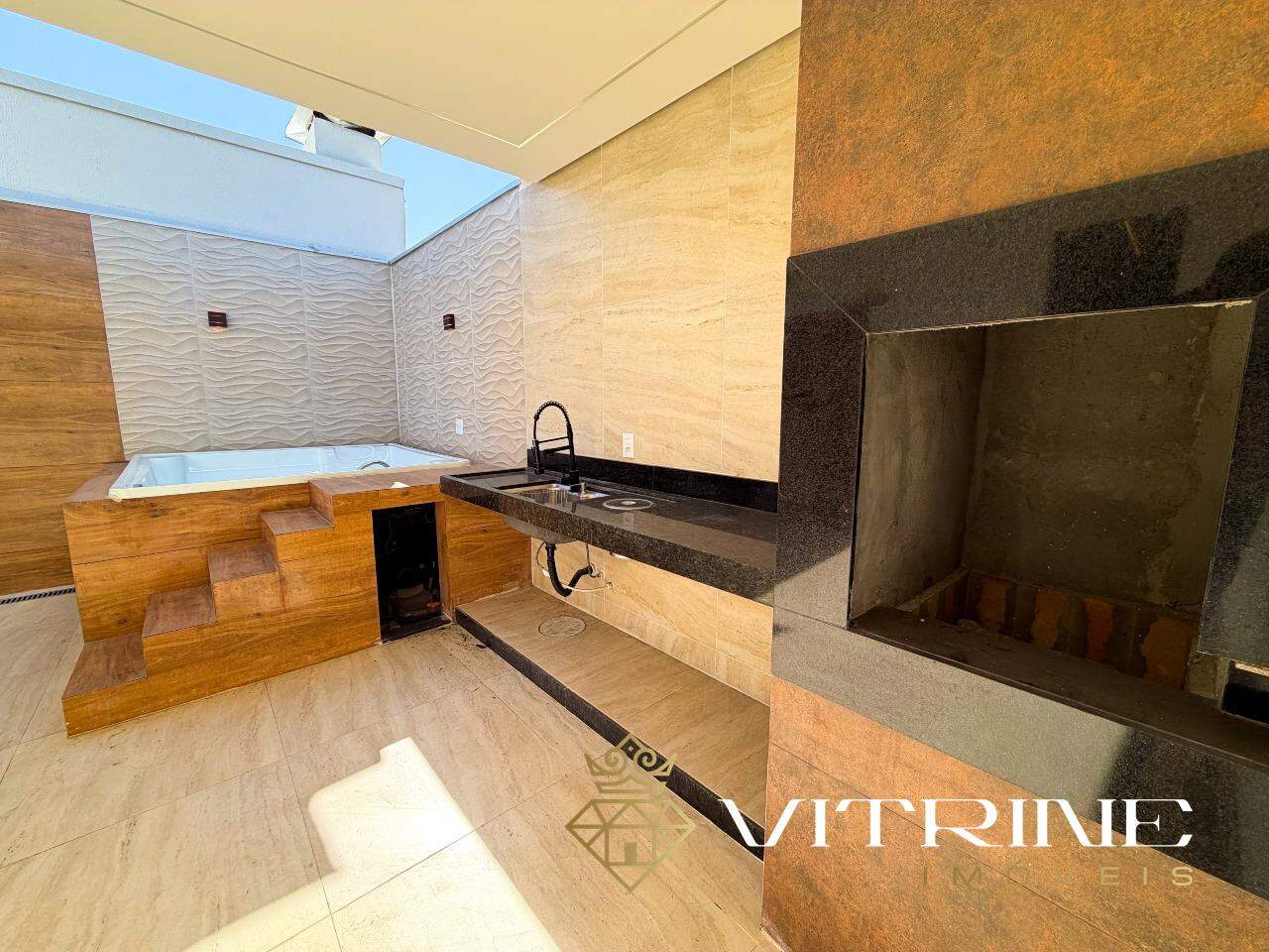 Casa à venda no Fabio Notini : 
