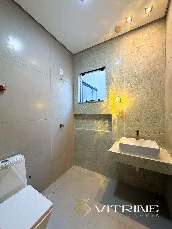 Casa à venda no Belvedere : 