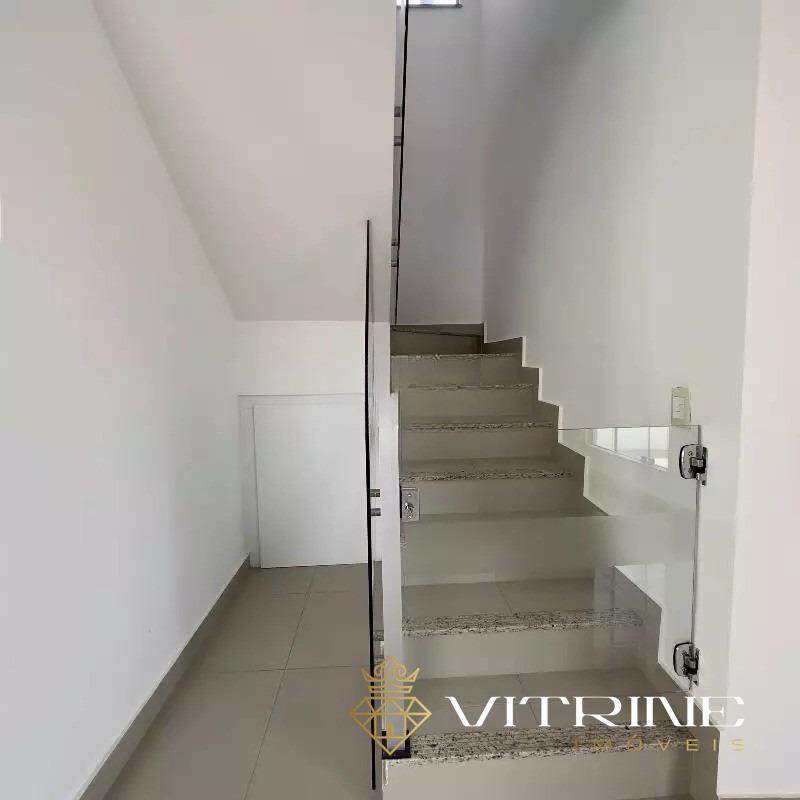 Casa à venda no Belvedere : 