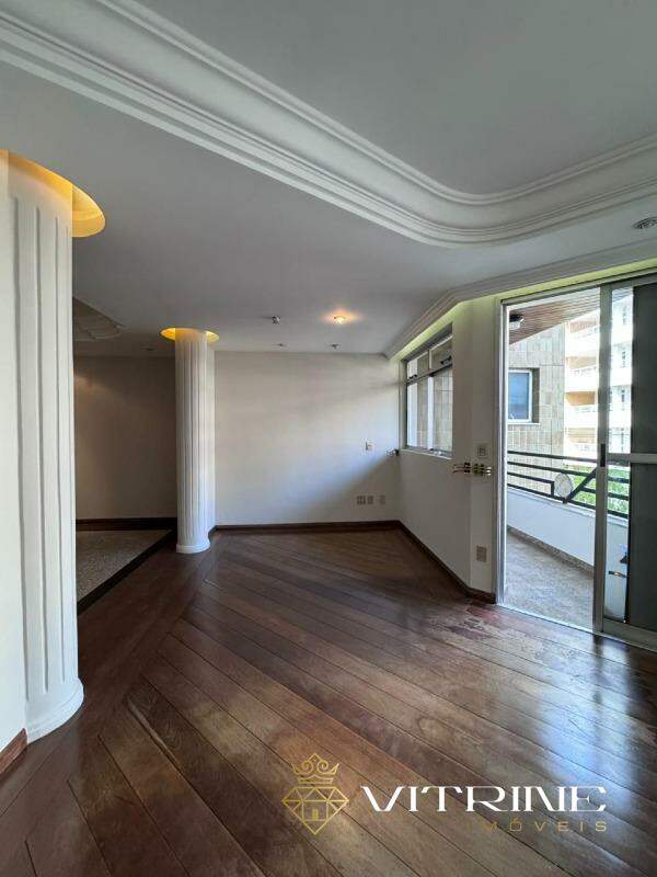 Apartamento à venda no Centro : 