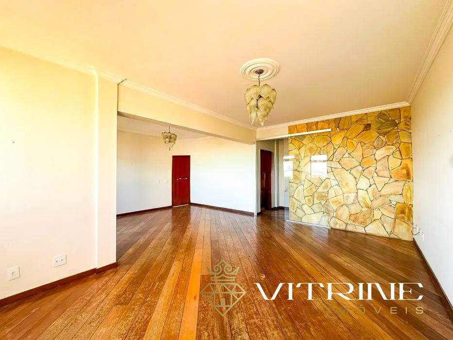 Apartamento à venda no Centro : 