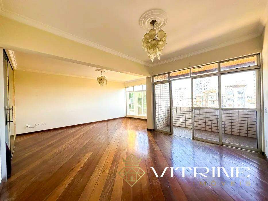 Apartamento à venda no Centro : 