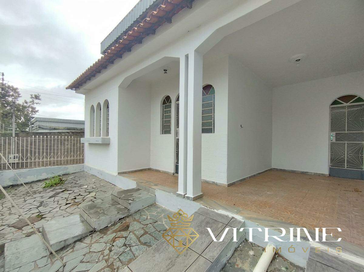 Casa à venda no Catalão: 