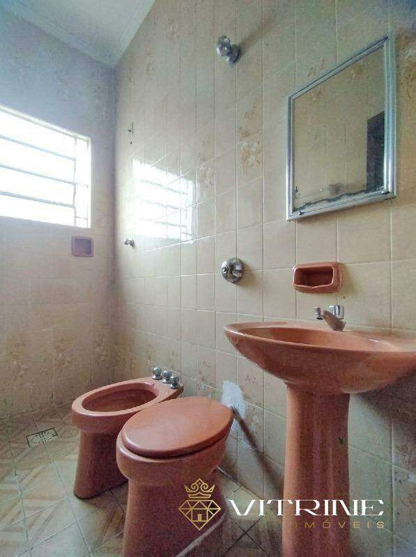 Casa à venda no Catalão: 