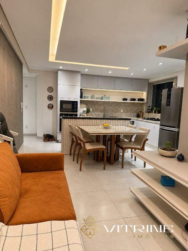 Apartamento à venda no Manoel Valinhas : 