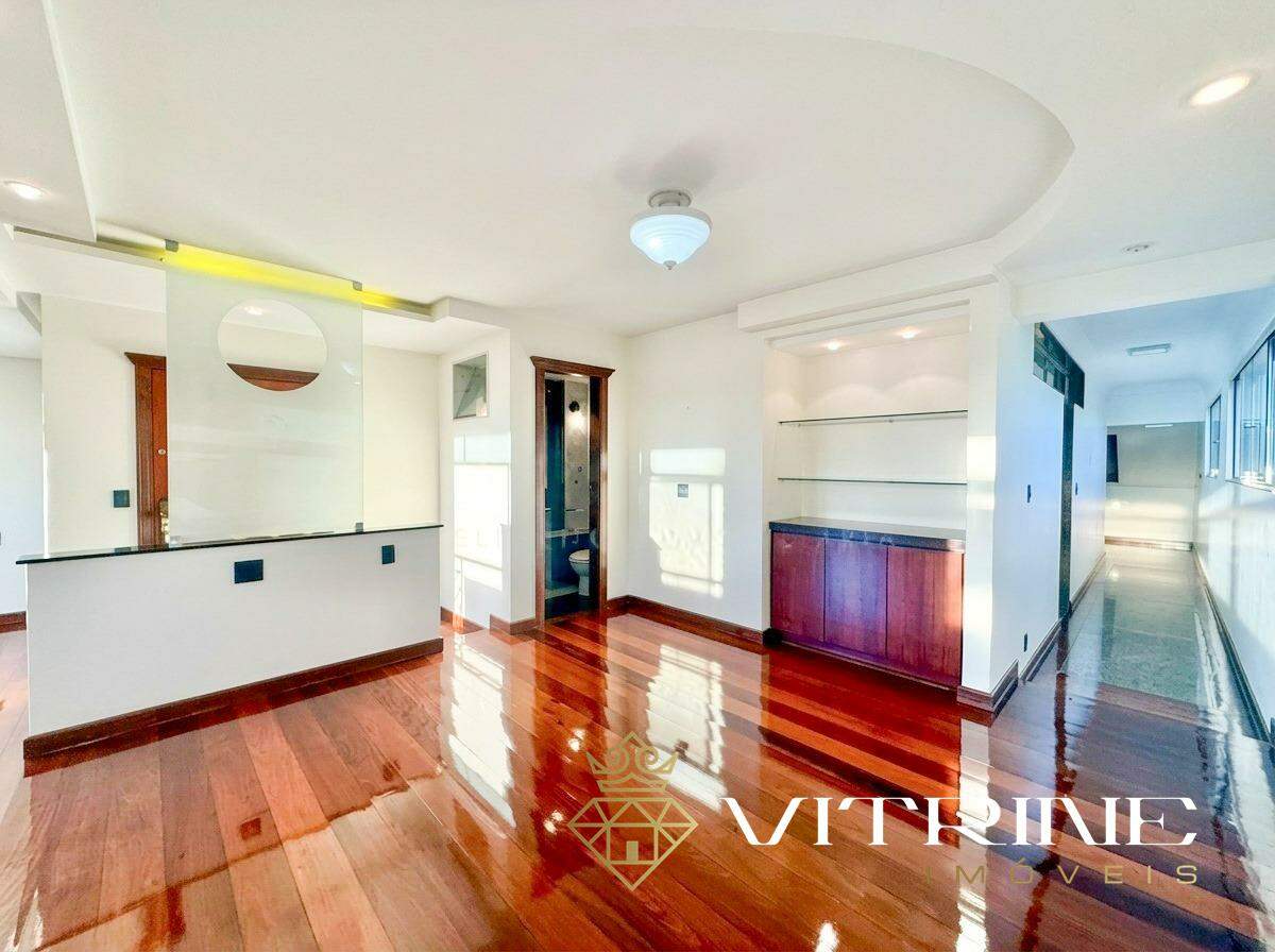 Apartamento à venda no Centro : 