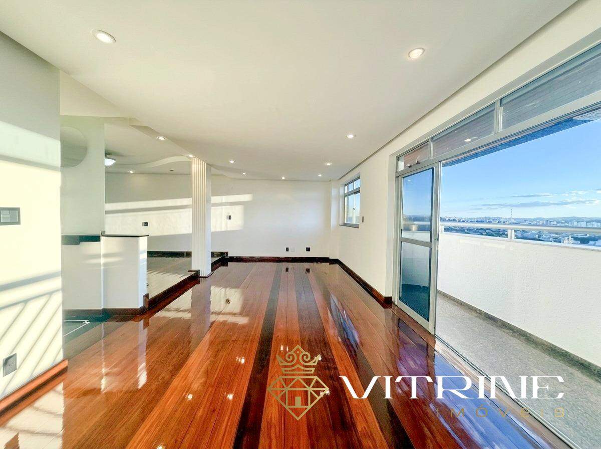 Apartamento à venda no Centro : 