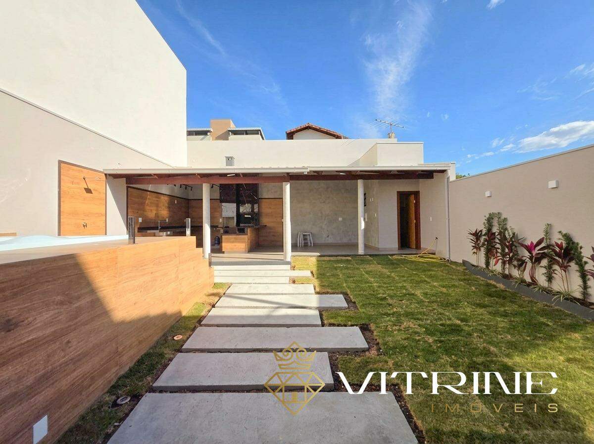 Casa à venda no Planalto: 