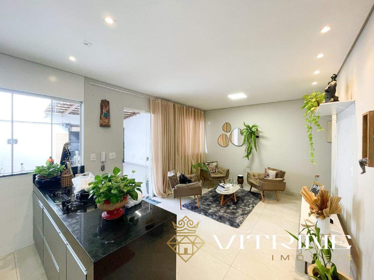 Casa à venda no Vila Das Roseiras: 