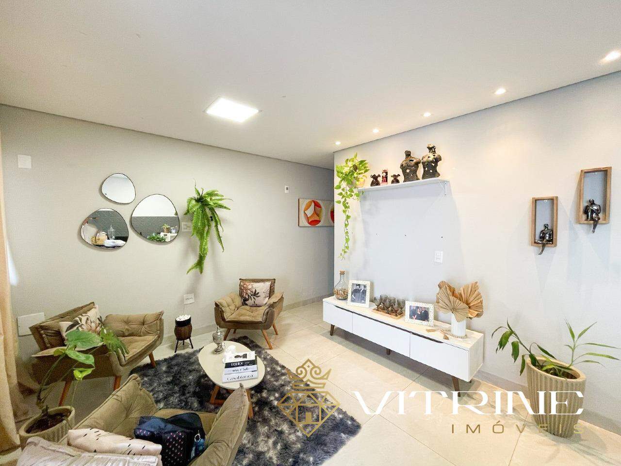 Casa à venda no Vila Das Roseiras: 