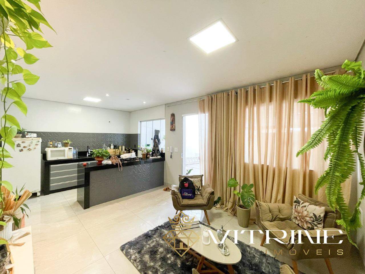 Casa à venda no Vila Das Roseiras: 