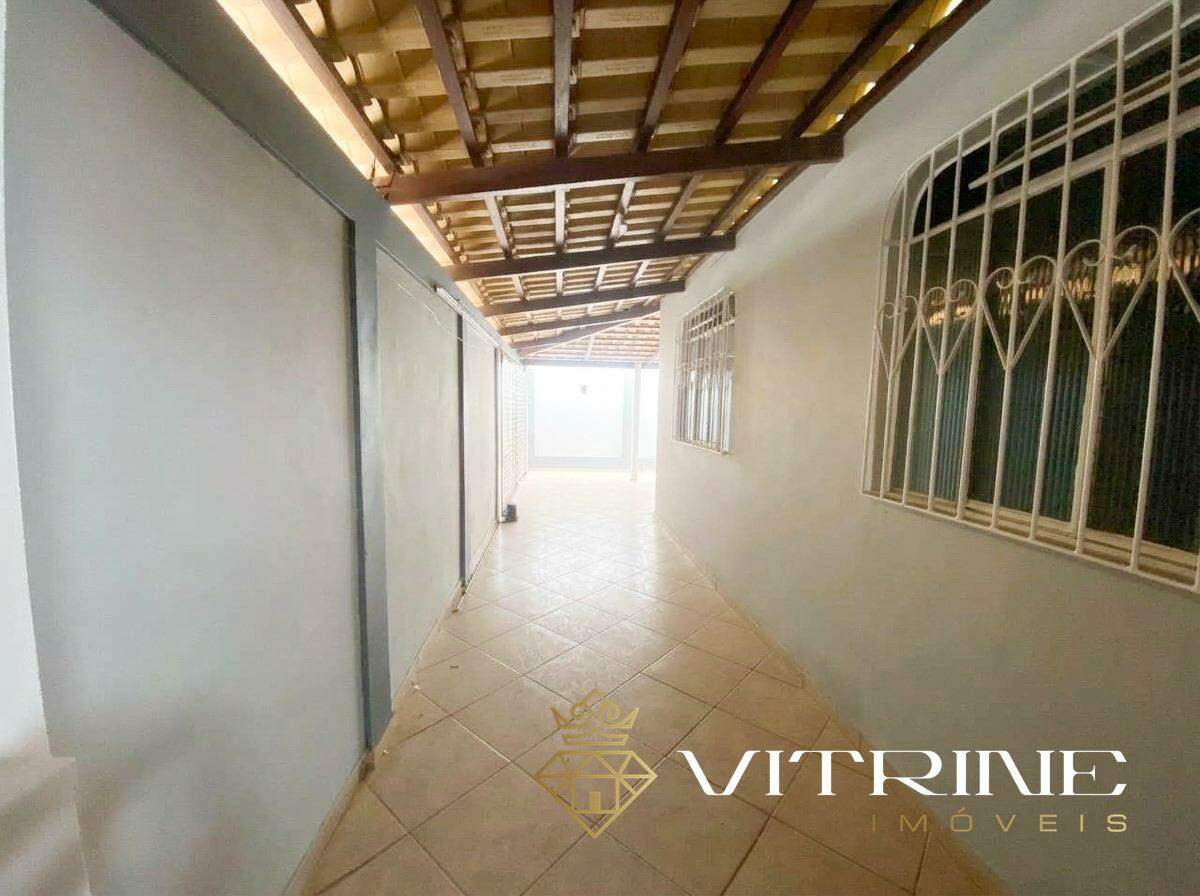 Casa à venda no Santa Rosa : 