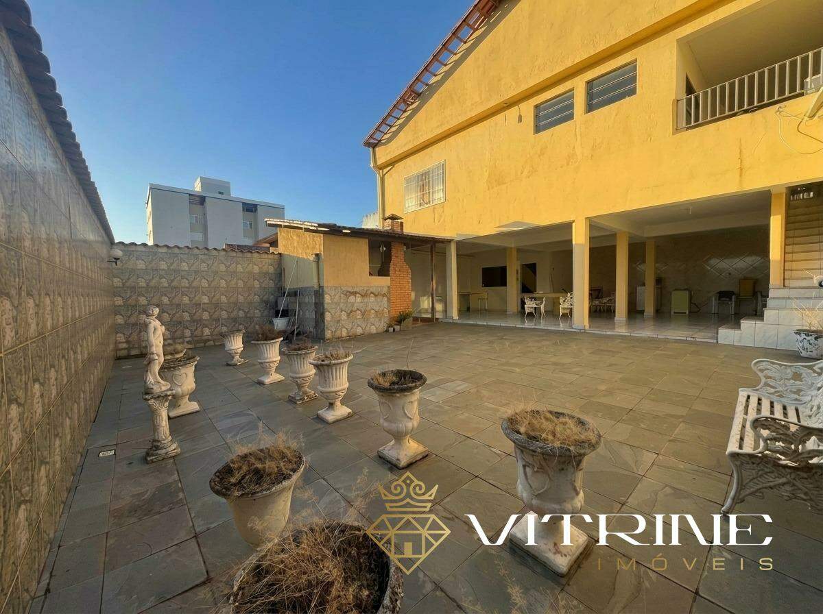 Casa à venda no Alvorada: 