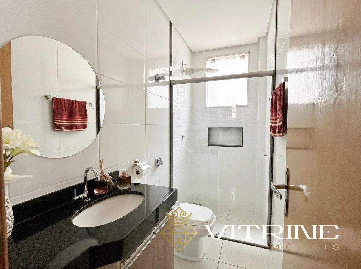 Apartamento à venda no Manoel Valinhas : 