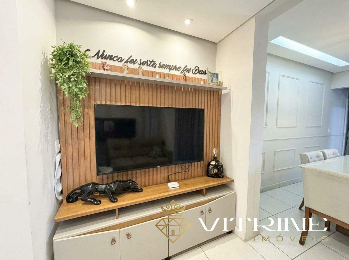 Apartamento à venda no Manoel Valinhas : 