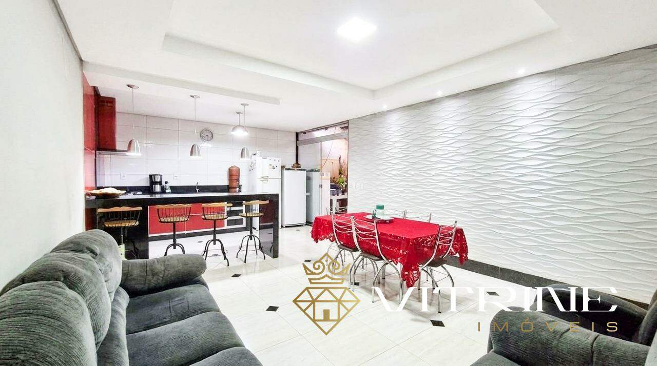 Casa à venda no Santa Marta : 