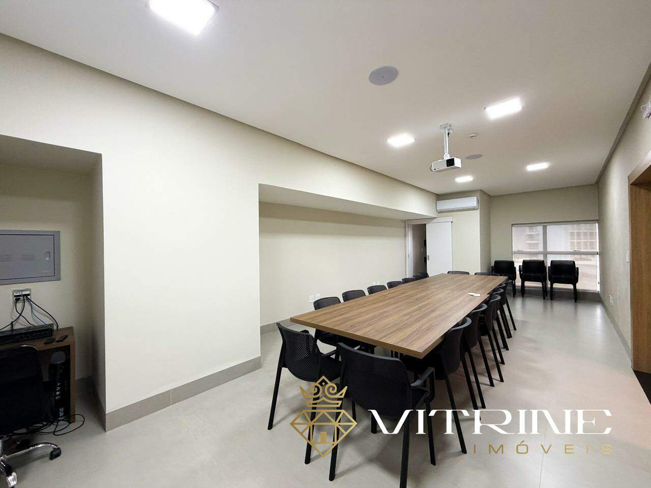 Sala à venda no São João de Deus: 