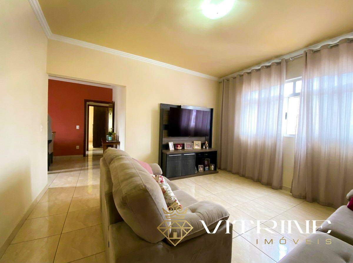 Apartamento à venda no Planalto: 