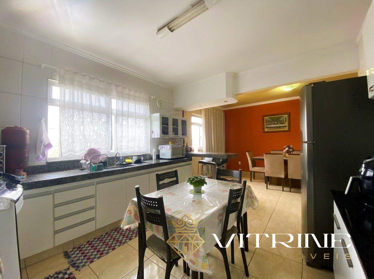 Apartamento à venda no Planalto: 