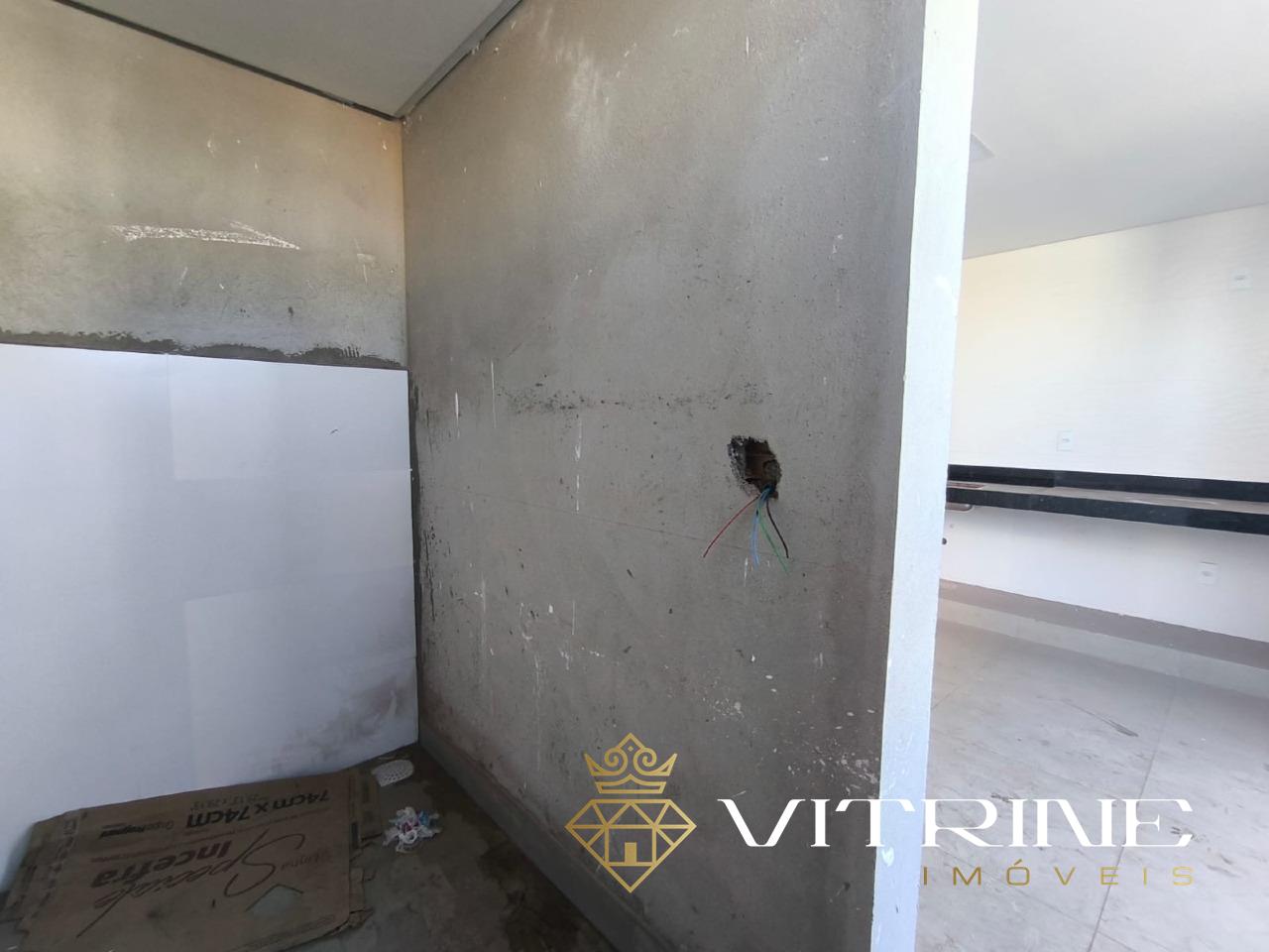 Apartamento à venda no Manoel Valinhas : 