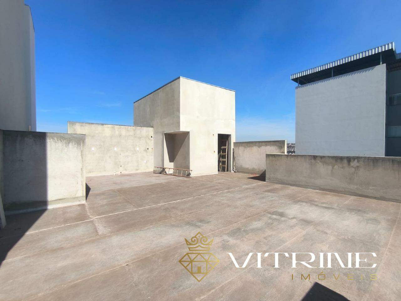 Apartamento à venda no Manoel Valinhas : 