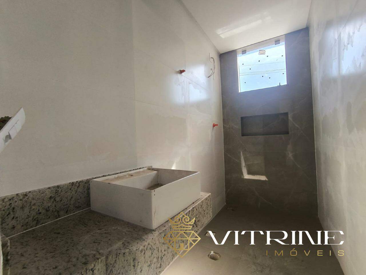 Apartamento à venda no Manoel Valinhas : 