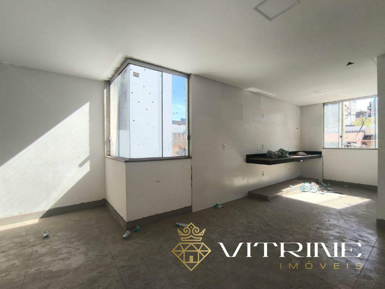 Apartamento à venda no Manoel Valinhas : 