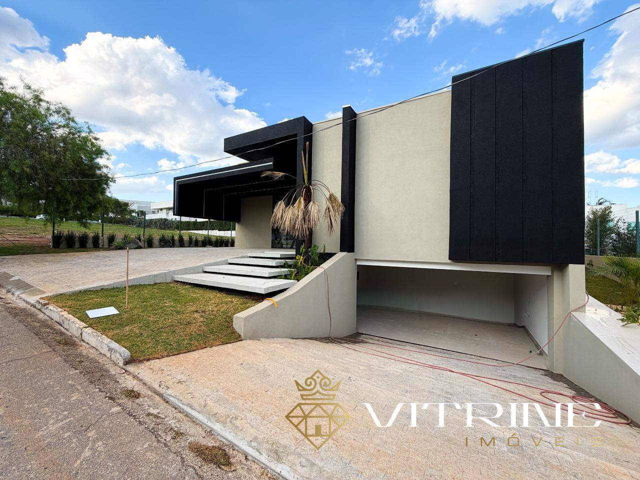 Casa em Condomínio à venda no Condomínio Ville Royalle: 